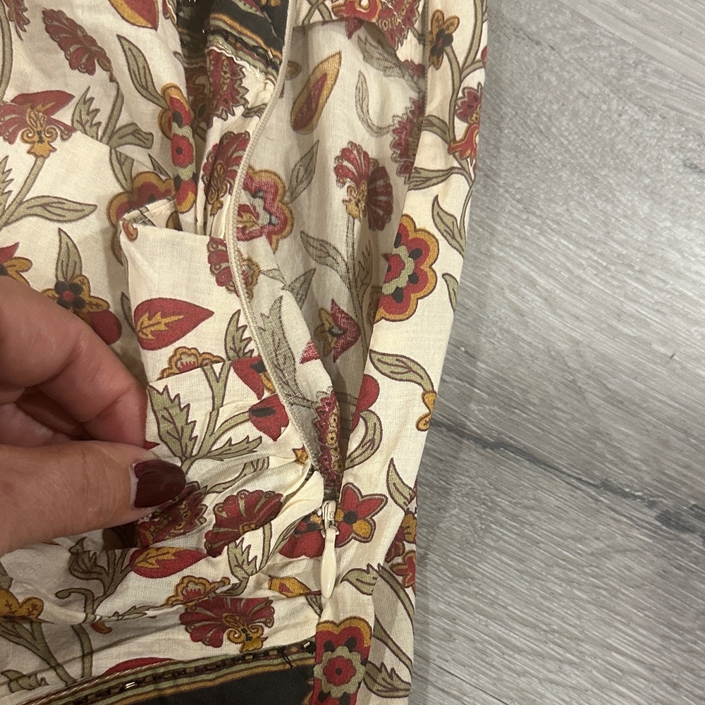 Zara Paisley Mini Skirt W/Beaded Edge- Cream and Red - Picture 2 of 4